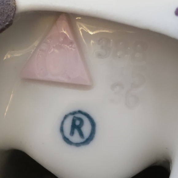 Royal Dux Bohemia Penguin Figure with Markings - Picture 6 of 10